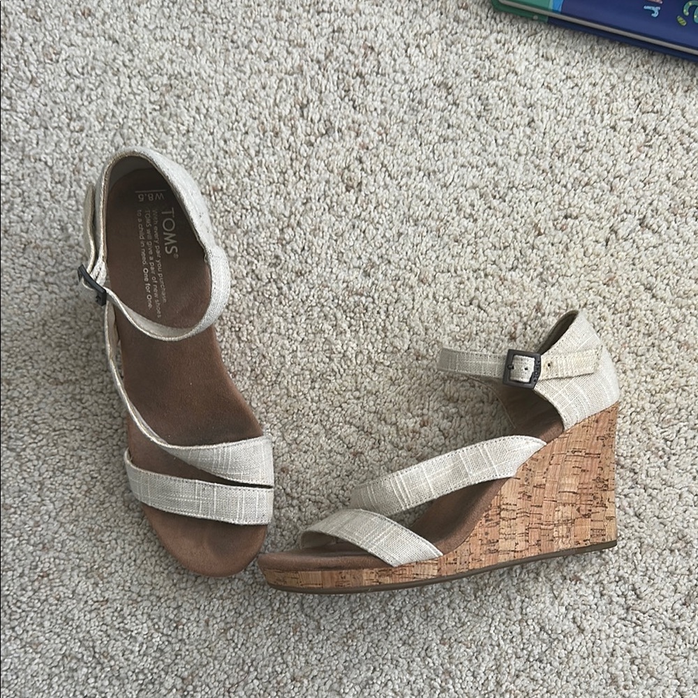 TOMS Women's Cream Wedge Sandals
